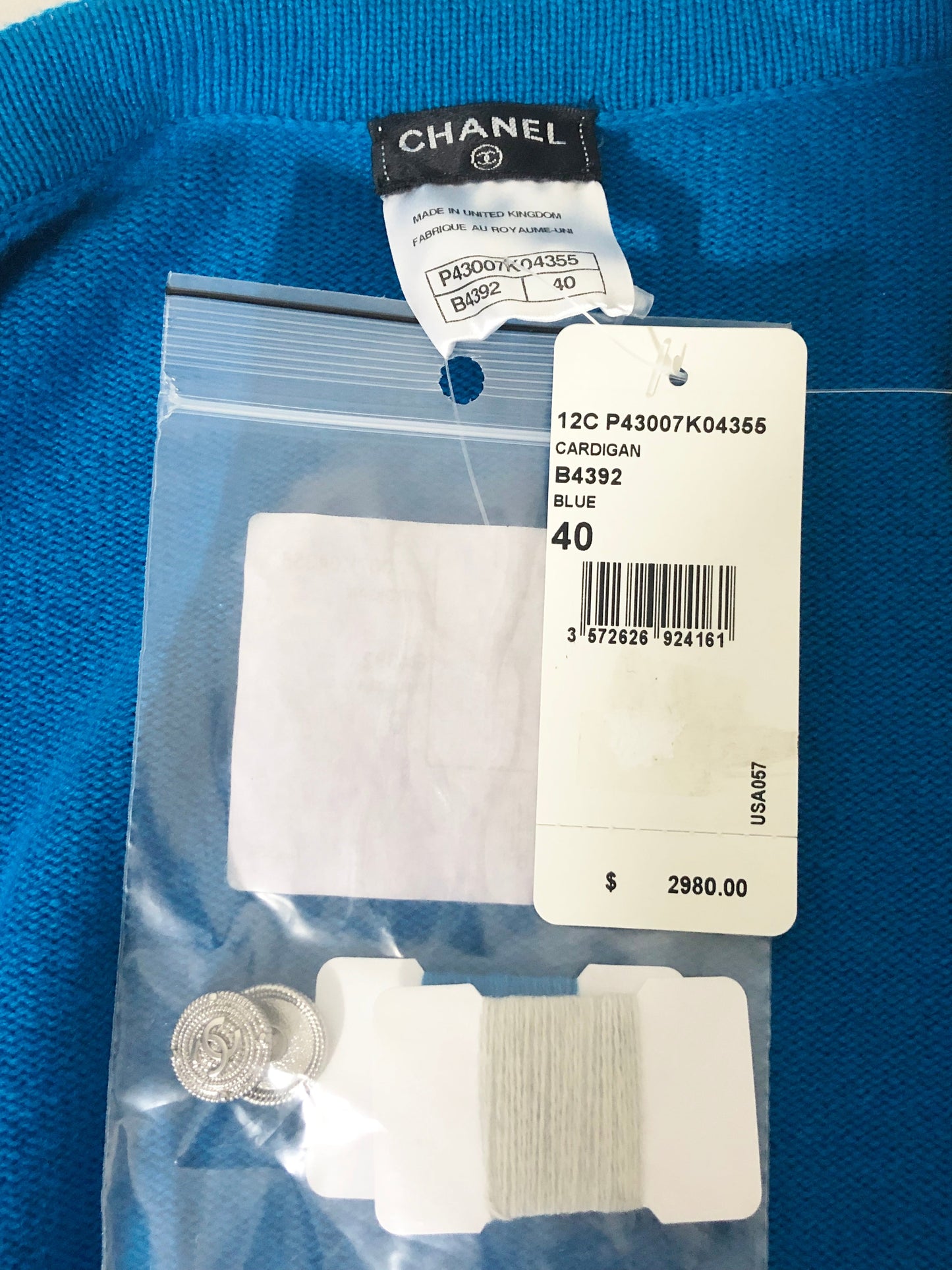 NEW Chanel Cashmere Cardigan Size M / 8