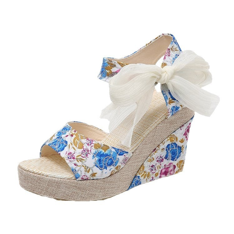 Sandales Croisées Style Décontracté & Confort Absolu