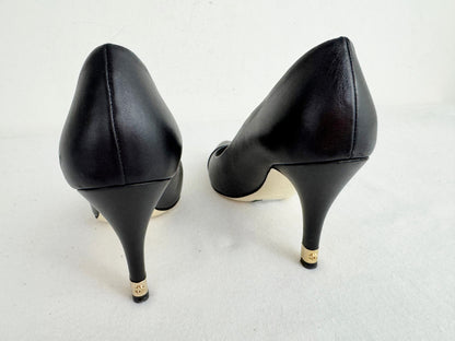 Chanel Cap-Toe Pump Size 9