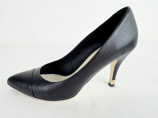 Chanel Cap-Toe Pump Size 9