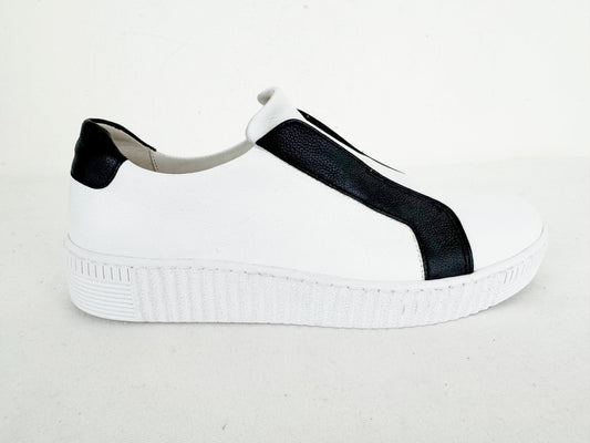 NEW Gabor Slip-On Sneaker Size 6.5