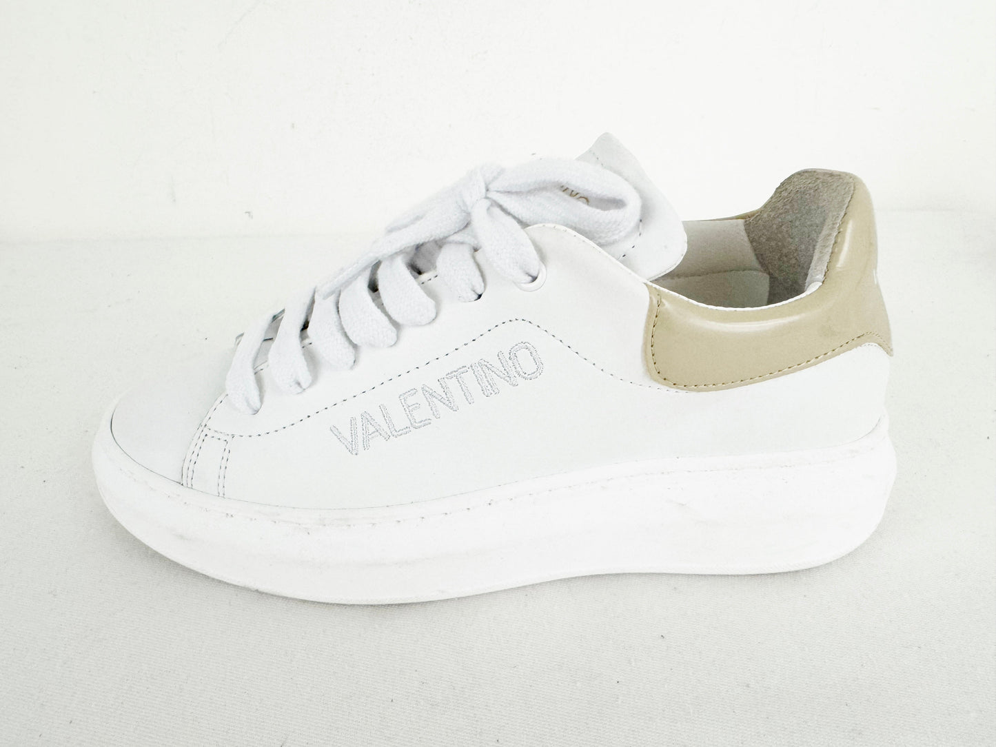 NEW Valentino Leather Sneaker Size 8