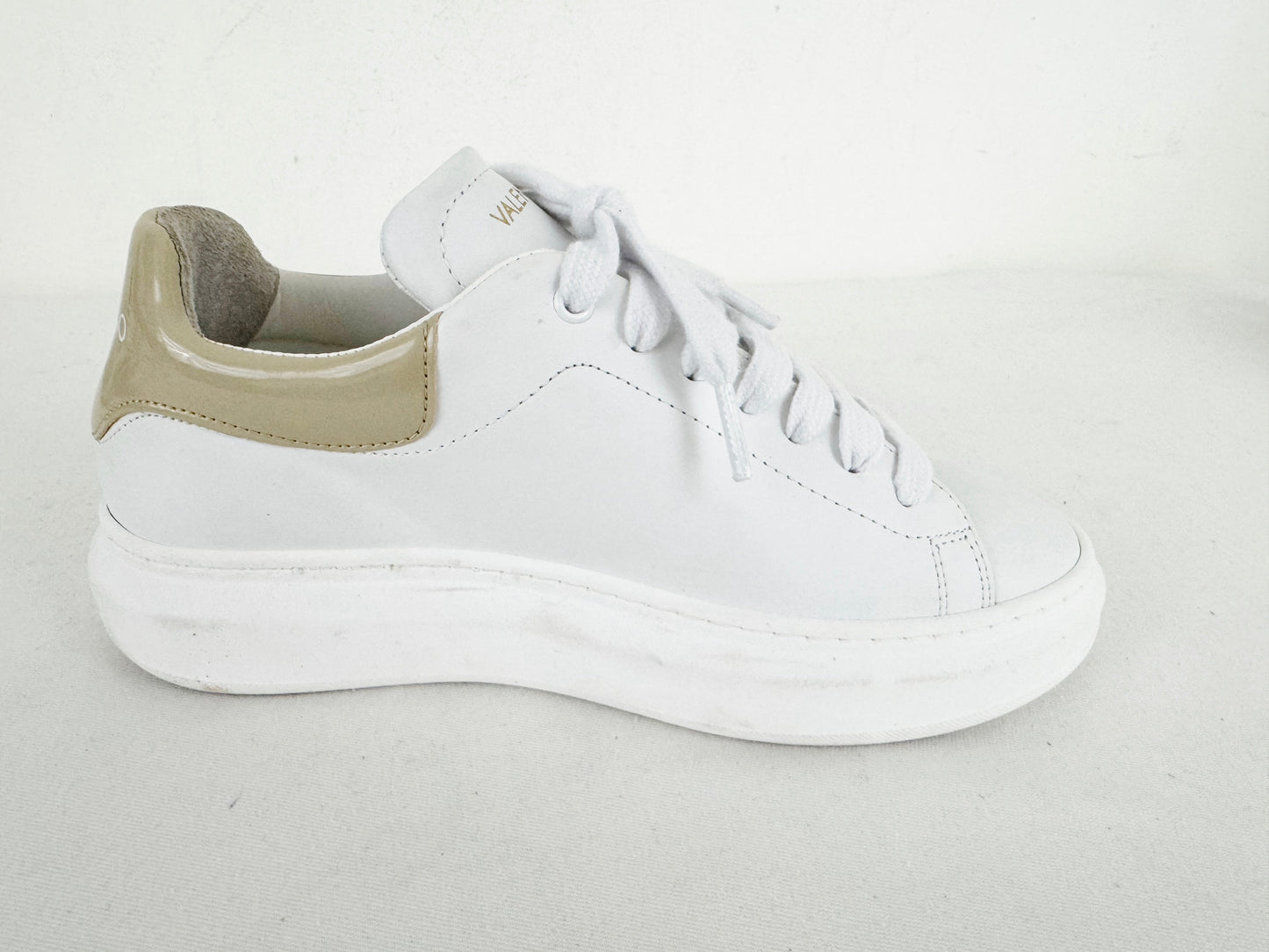 NEW Valentino Leather Sneaker Size 8