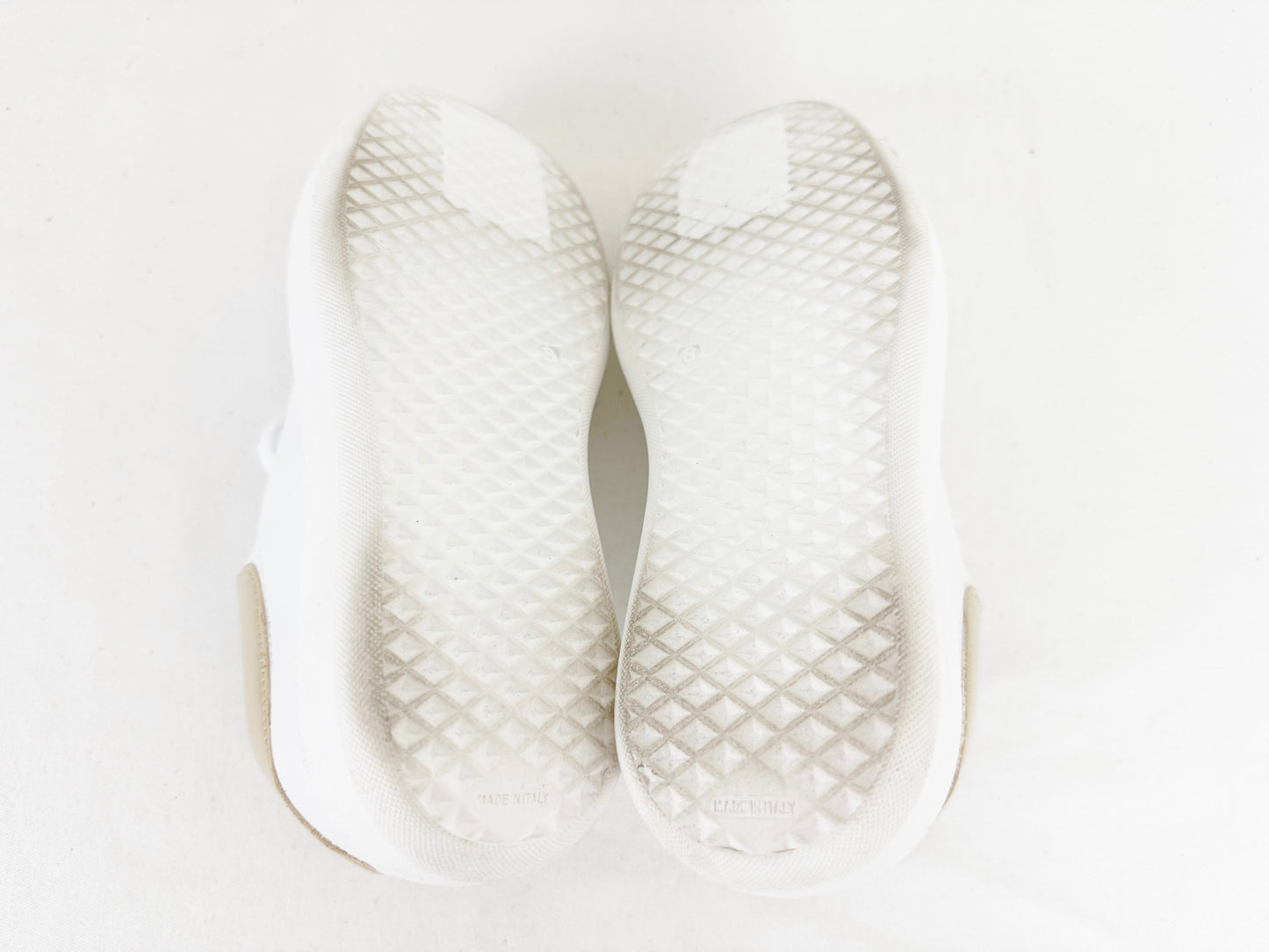 NEW Valentino Leather Sneaker Size 8