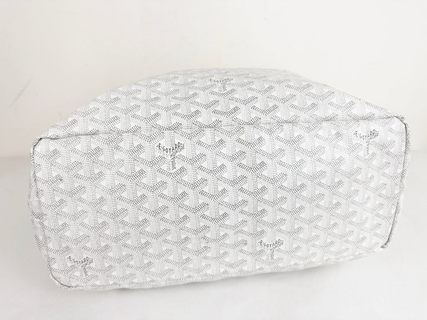 Goyard Saint Louis PM Tote & Pouch