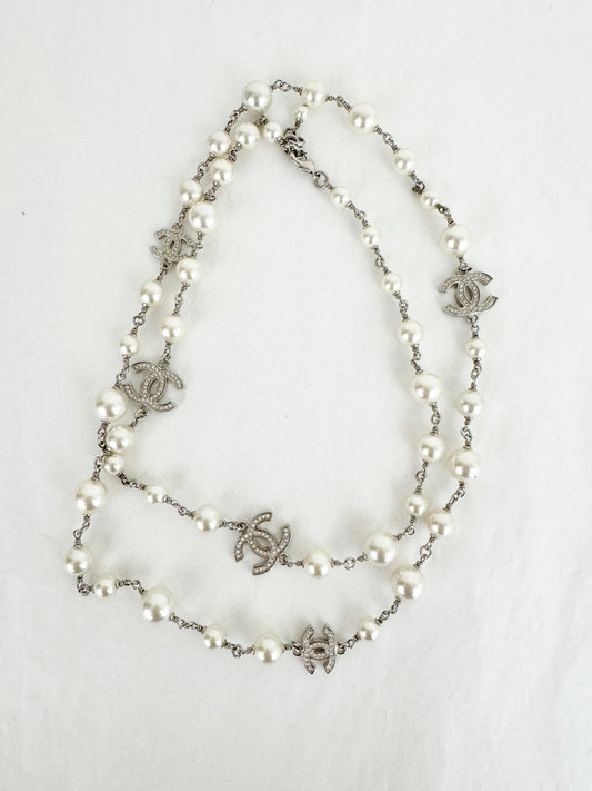 Chanel Pearl & Strass Necklace