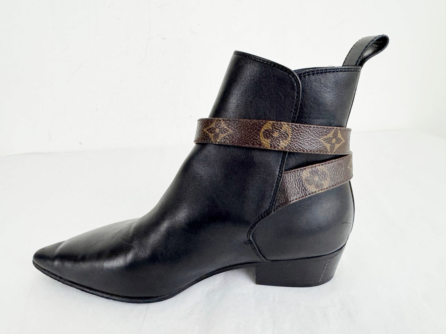 Louis Vuitton Logo Strap Boot Size 7