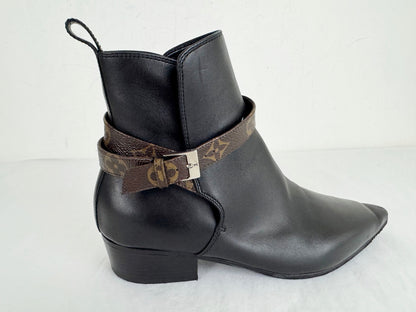 Louis Vuitton Logo Strap Boot Size 7