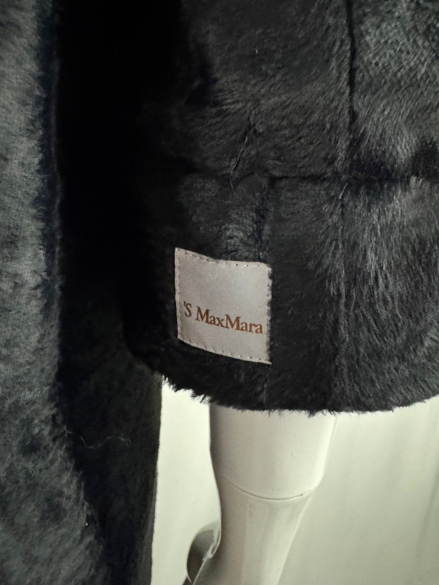 S. Max Mara Faux Fur Reversable Coat Size 6