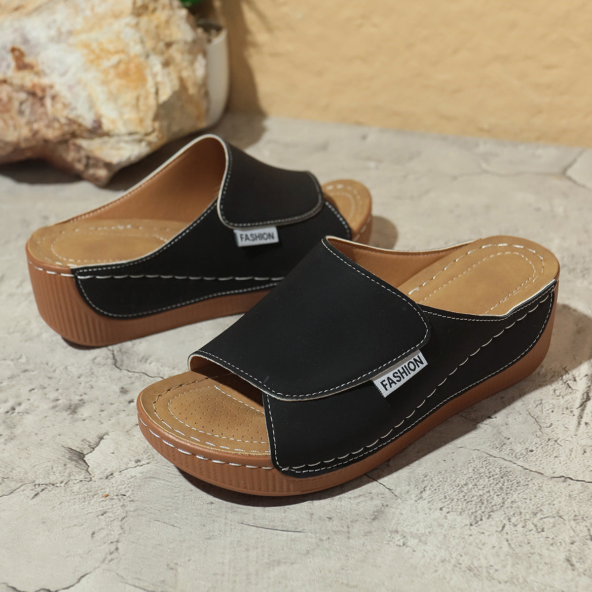 Sandales d’Été Femme à Semelle Épaisse – Style Bohème