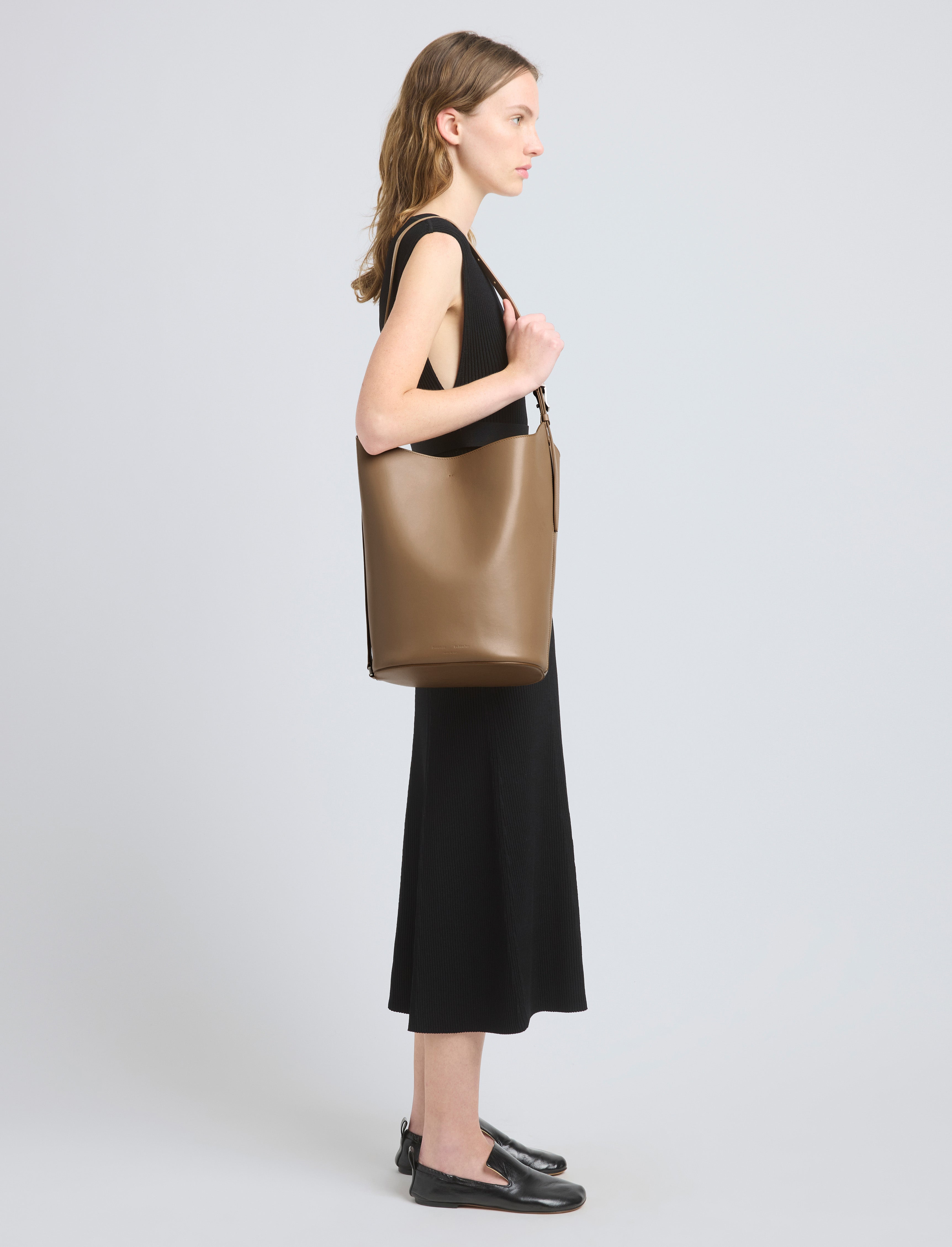 Brant Women's Bucket Bag | Smooth Calf Leather, Versatile Crossbody Design 1
