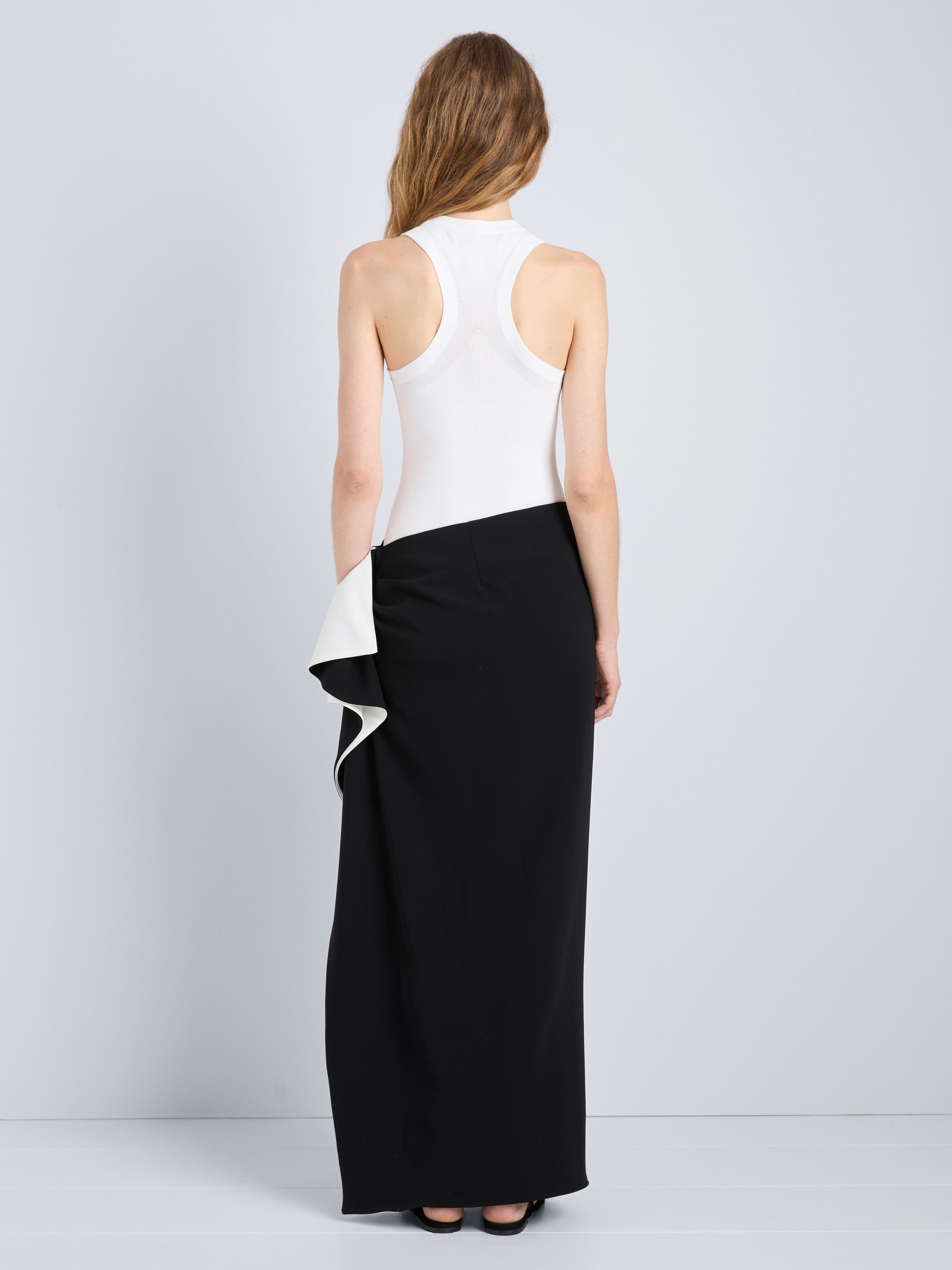 Cella Women's Skirt | Matte Double Crepe, Slim Fit 3
