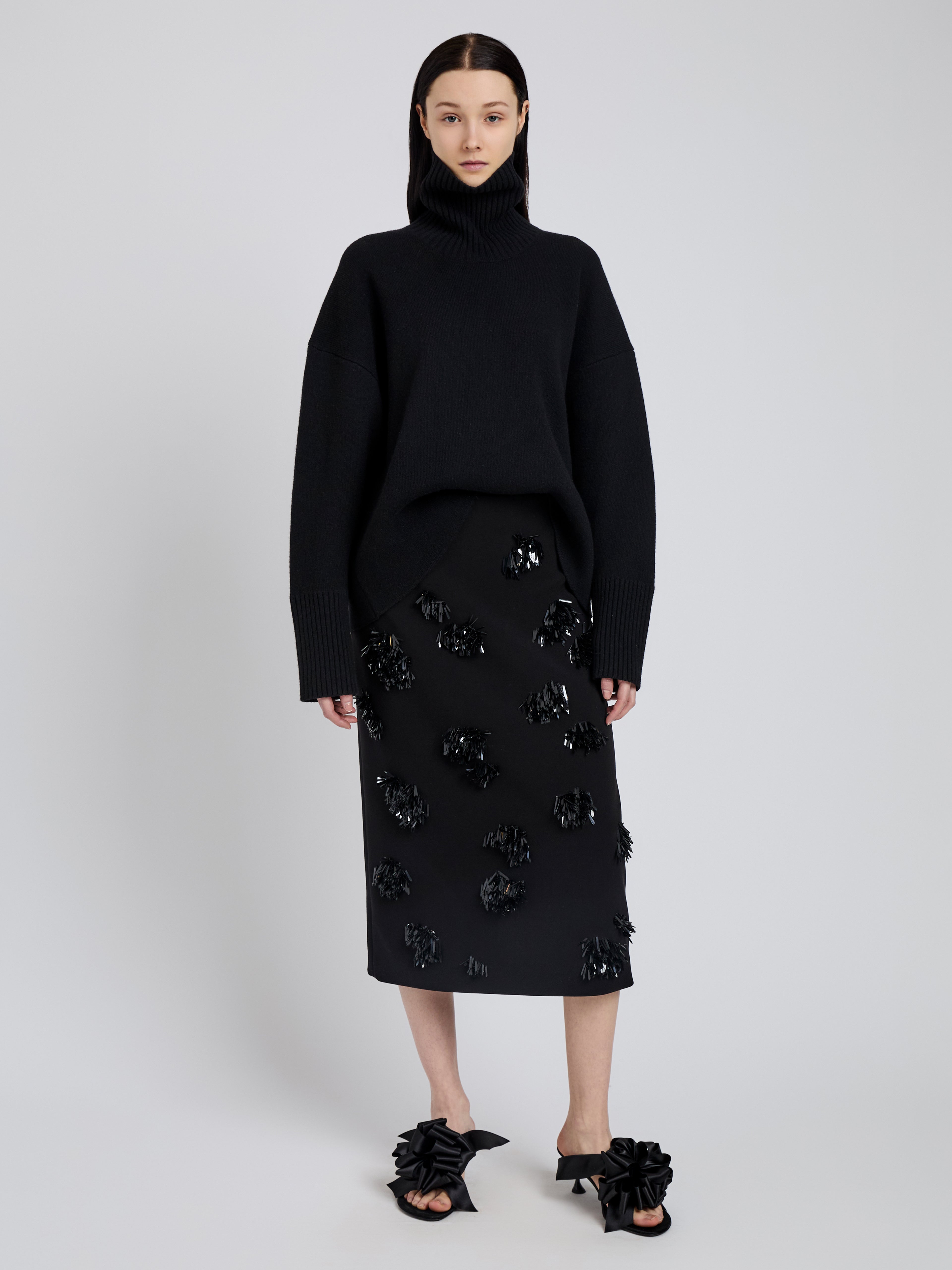Mora Women's Skirt | Embroidered Compact Crepe 1
