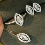 18K Gold Diamond Jewelry Set