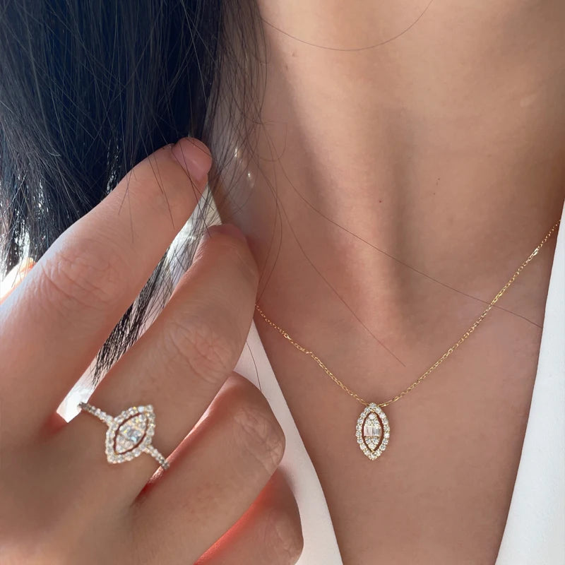 18K Gold Diamond Jewelry Set