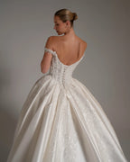 Luxury Off-Shoulder Appliqué Wedding Dress