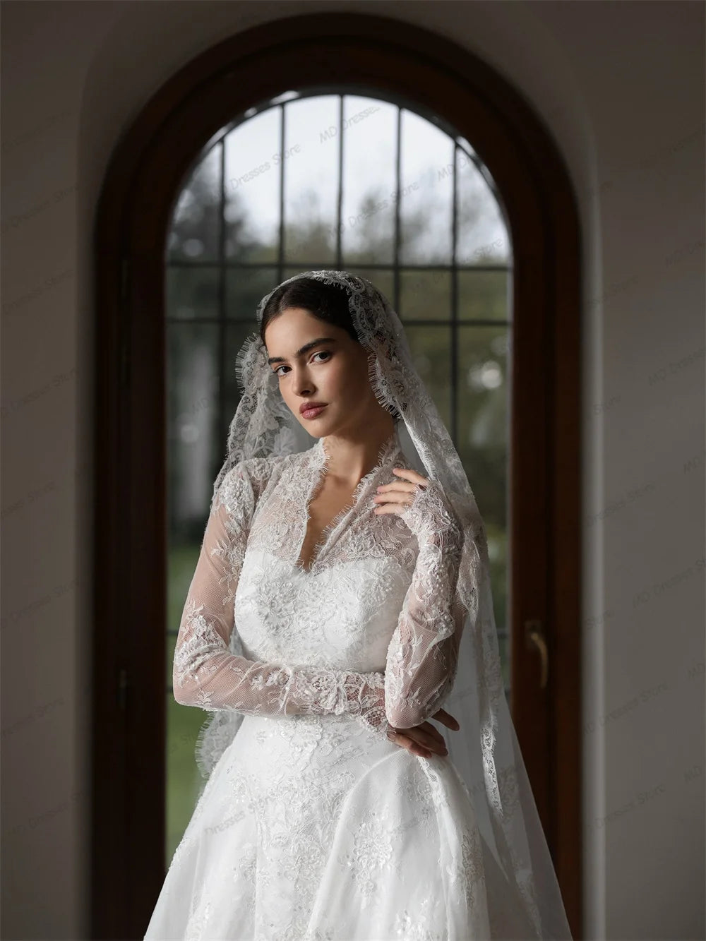 Luxury A-Line Lace Wedding Dress