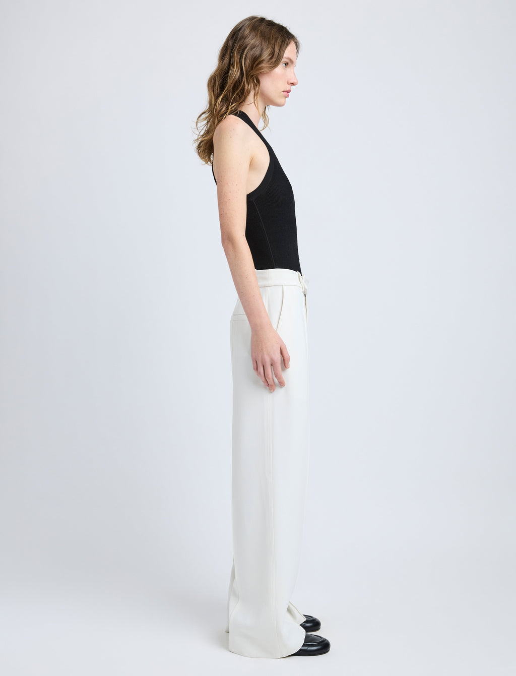Weyes Women's Pants | High-Rise Matte Double Crepe, Tailored Fit 2