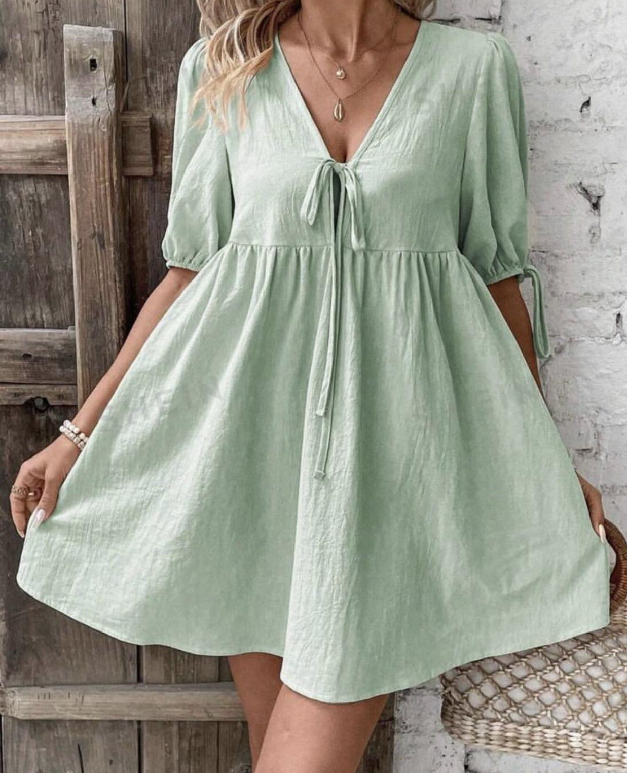 Robe Évasée à Lacets sur le Buste avec Décolleté Plongeant en V