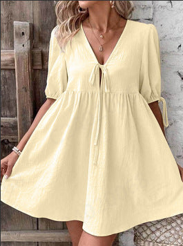 Robe Évasée à Lacets sur le Buste avec Décolleté Plongeant en V