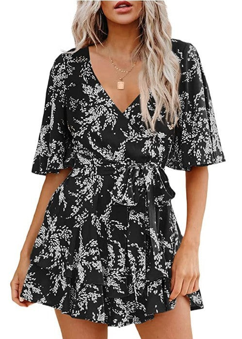 Robe plissée florale à col en V, manches évasées et ceinture à la taille